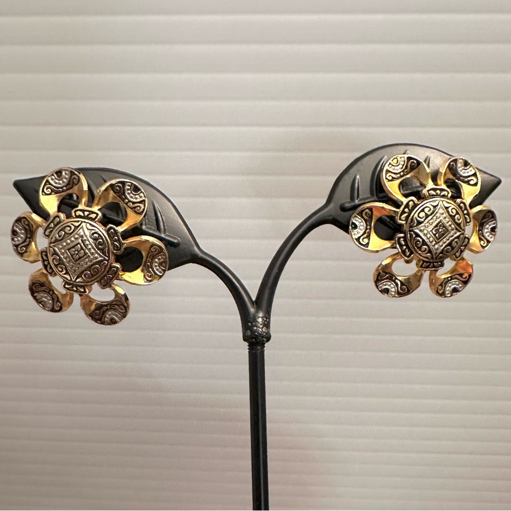 EUC Damascene Gold and Silver Floral Earrings